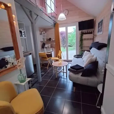 Joli Mezzanine Proche Pole Europeen Et Circuit شقة