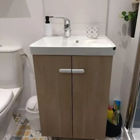 Joli Mezzanine Proche Pole Europeen Et Circuit