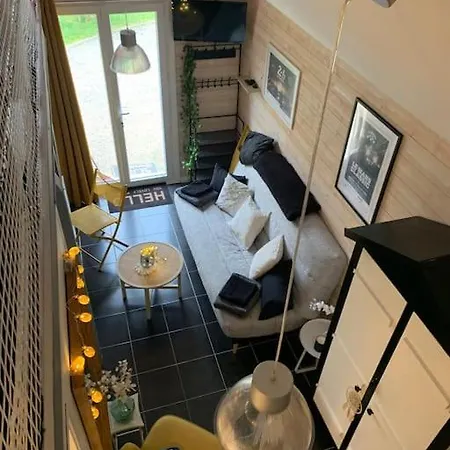 Joli Mezzanine Proche Pole Europeen Et Circuit شقة